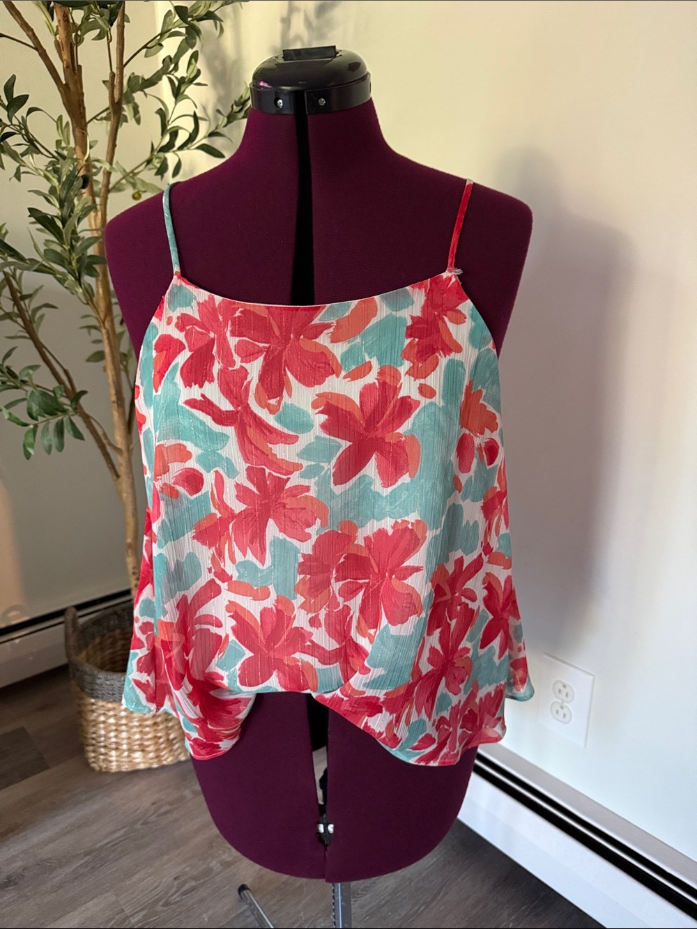 Meritt Size Small Floral Spaghetti Strap Tank Top - Coral & Seafoam